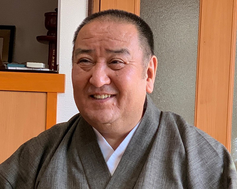 うちの息子がパソコン買う時に、内海くんにい ろいろ指導してもらって。
